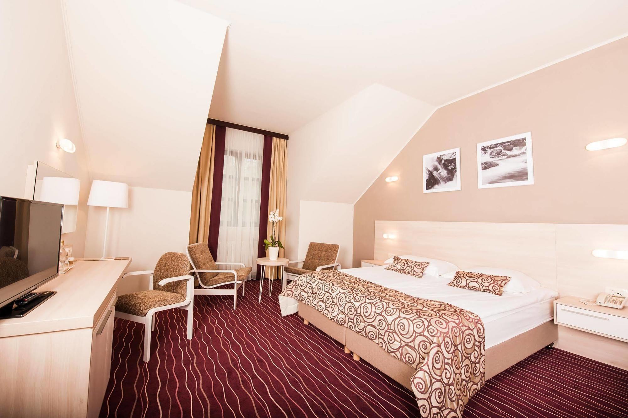 Hotel Zagreb - Health & Beauty Rogaska Slatina Exterior photo